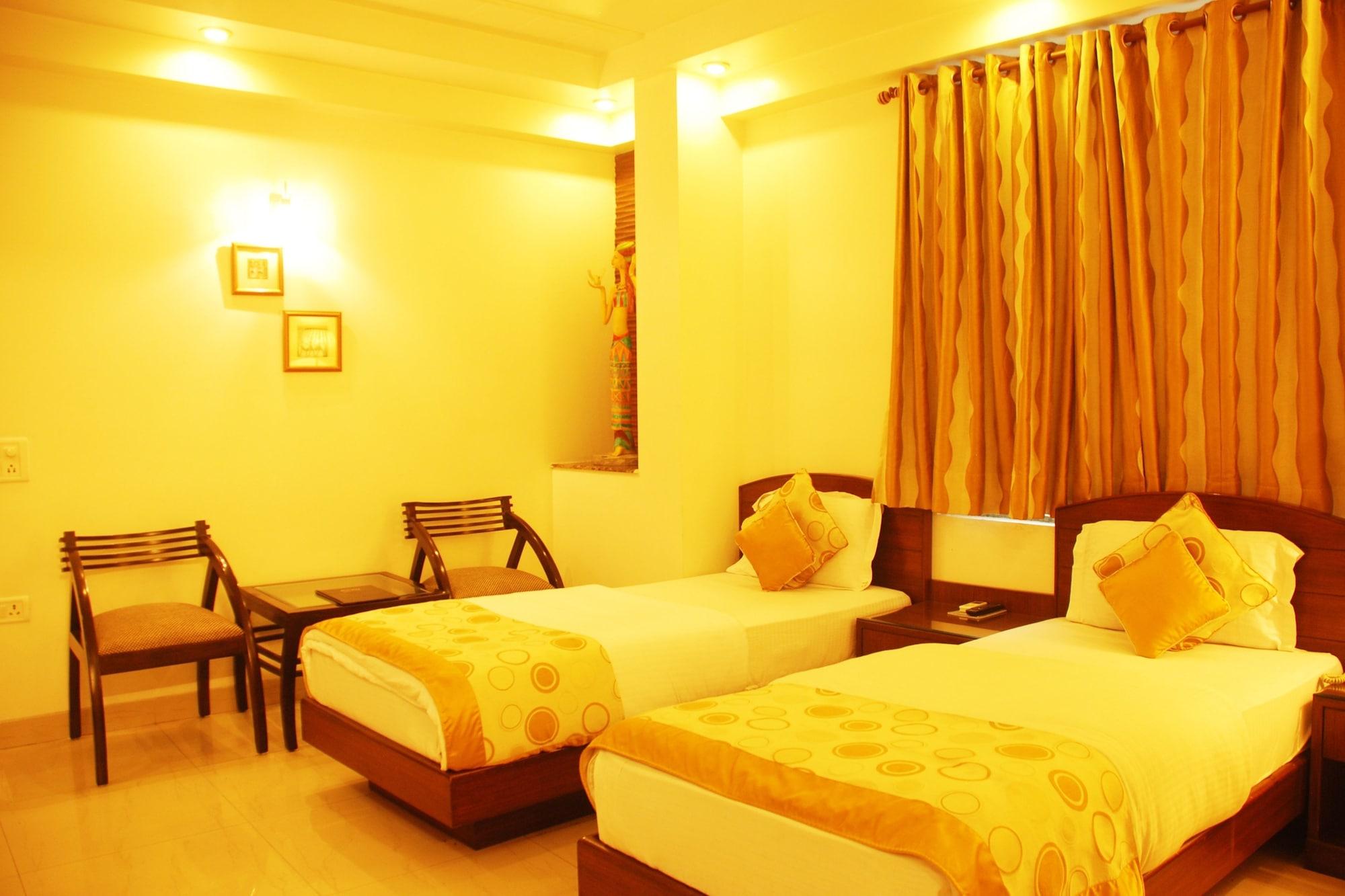 Hotel Shipra International Nueva Delhi Exterior foto