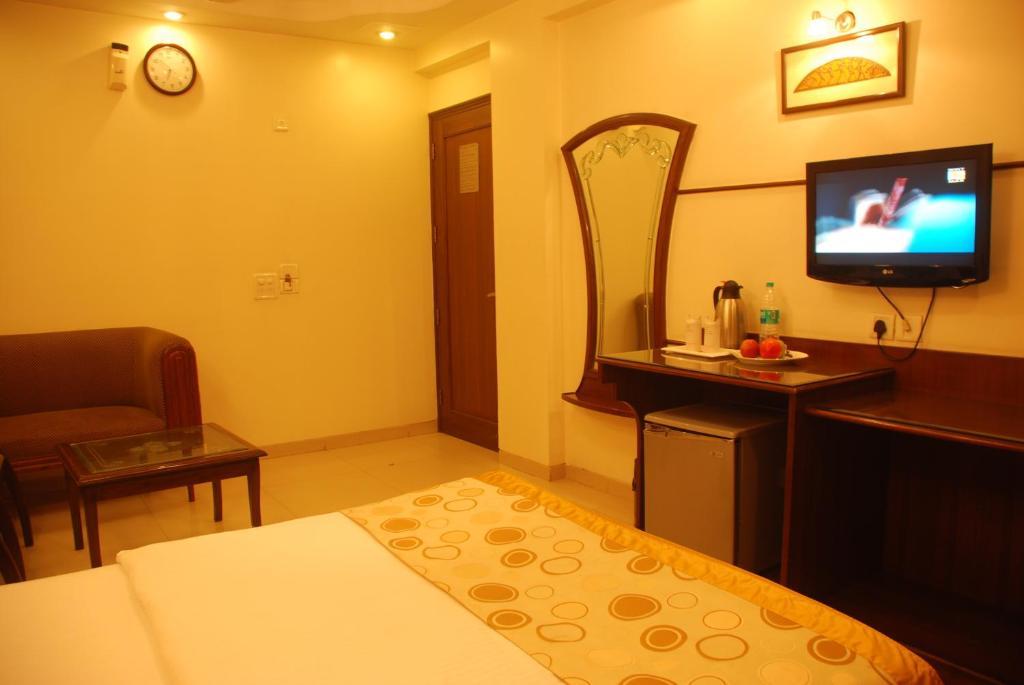 Hotel Shipra International Nueva Delhi Exterior foto